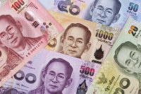 Thailändische Münzen und Banknoten der Währung Thai Baht im Überblick
